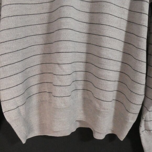 CLUB MONACO | XL - extra large | Striped Italian Merino V-Neck Sweater - Picture 7 of 14